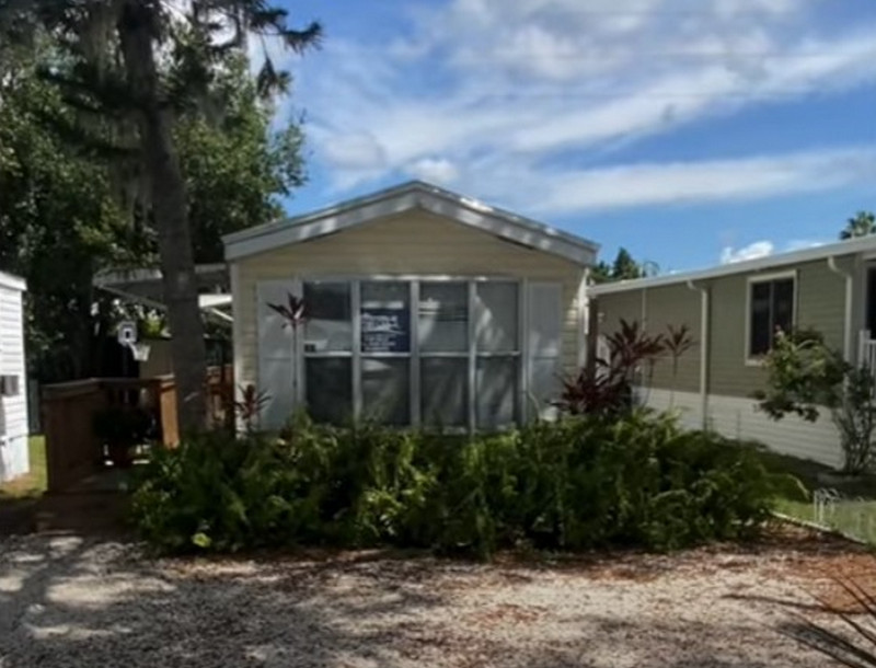 mobile home in Ellenton Gardens