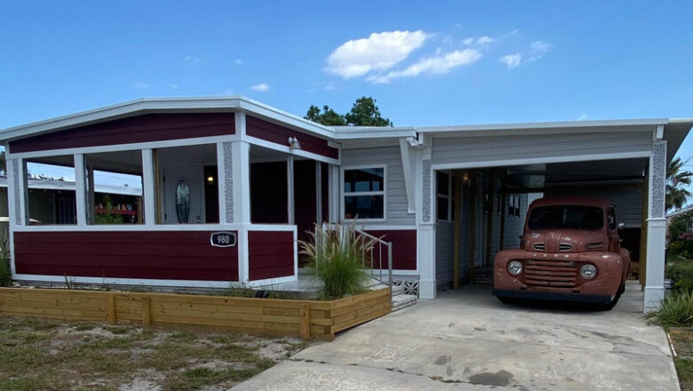 High End Remodeled Mobile Home For Sale in Bay Indies Mobile Home Park, Venice