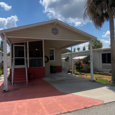 Large Mobile Home for Sale in Moss Landing, LaBelle, Florida